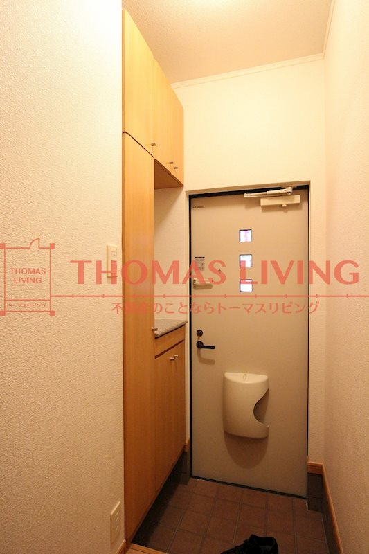 玄関　写真は同型シリーズ