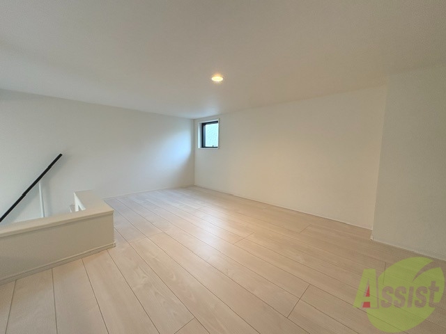 その他部屋・スペース　こちらは、ロフトになります。リビングと繋がってます。