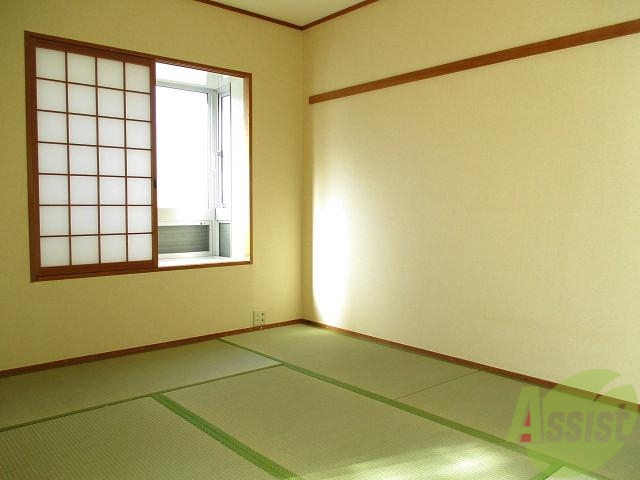 その他部屋・スペース　和室が一室あると和みます。ぽかぽかしてうとうとしちゃいます