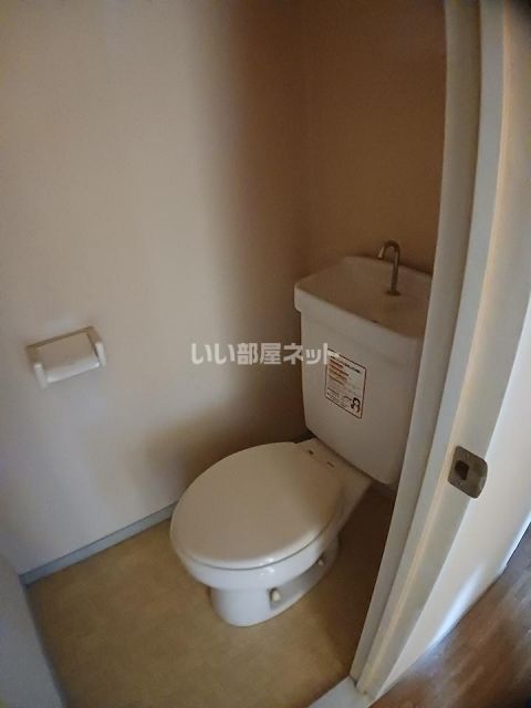 ミル・フルール B棟のトイレ写真
