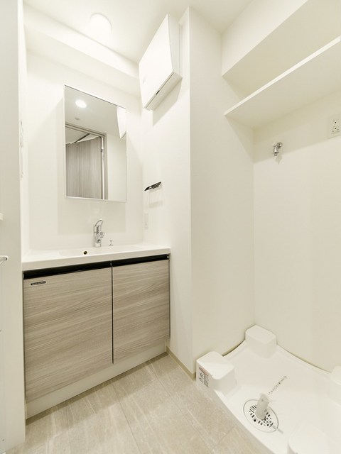 洗面設備　※写真は同タイプ住戸です。