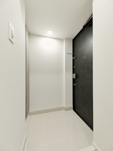 玄関　※写真は同タイプ住戸です。