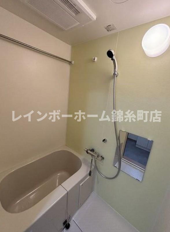 バス・シャワールーム　※建築中のため同施工参考写真となります。