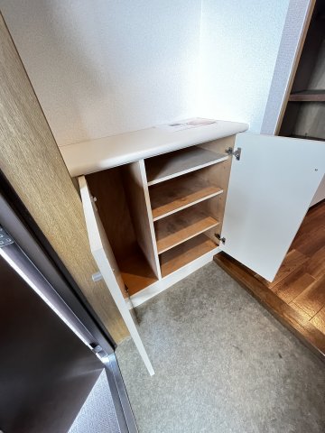 玄関　※同タイプのお部屋の写真を掲載しております。