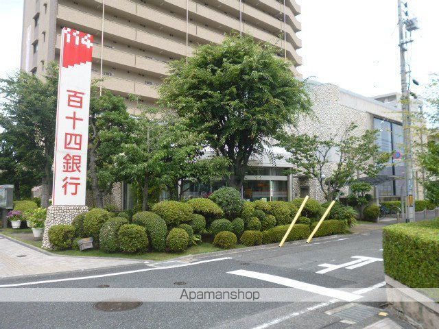 銀行　百十四銀行岡山駅西口支店（銀行）まで212m