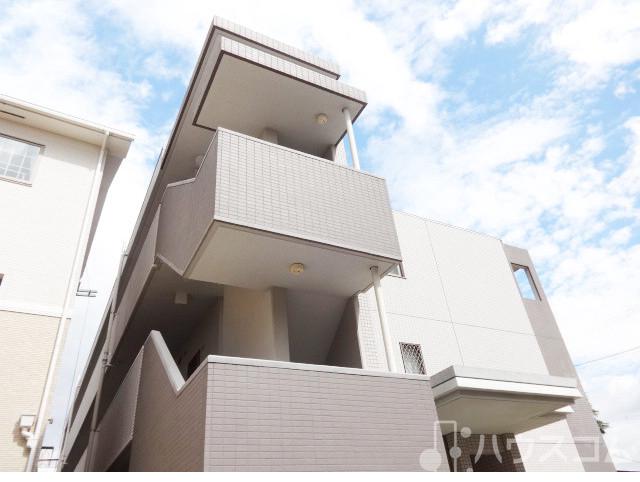 建物外観　阪急神戸線より徒歩８分☆閑静な住宅街です！