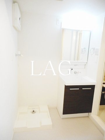洗面設備　洗面台です。