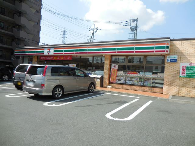 その他　セブンイレブン（その他）まで310m