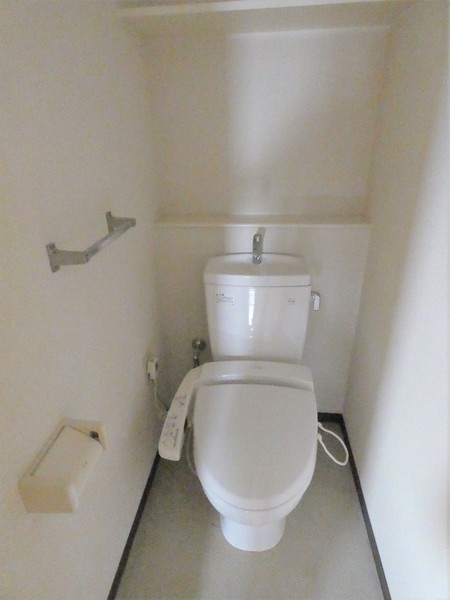 トイレ　同タイプ※他の部屋の写真