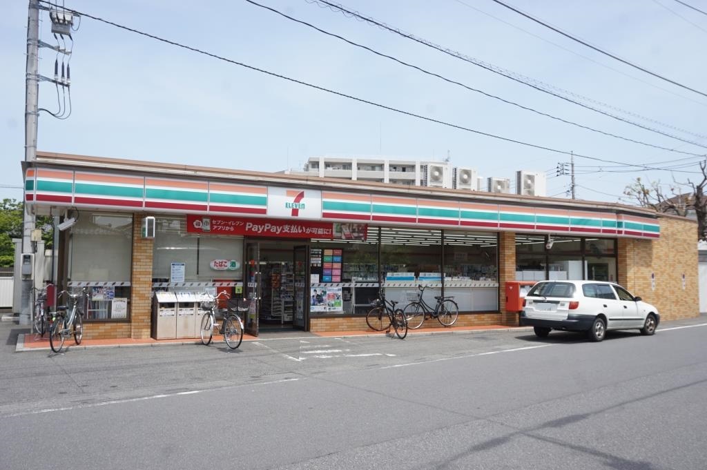 コンビニ　セブンイレブン 越谷蒲生愛宕町店（コンビニ）まで558m