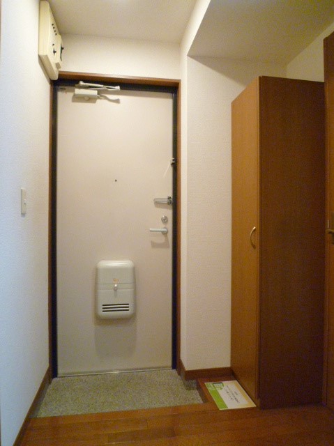 玄関　下駄箱