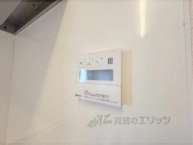 その他設備　給湯器リモコン