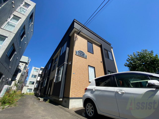 建物外観　札幌市中央区北１４条西「エトワール」