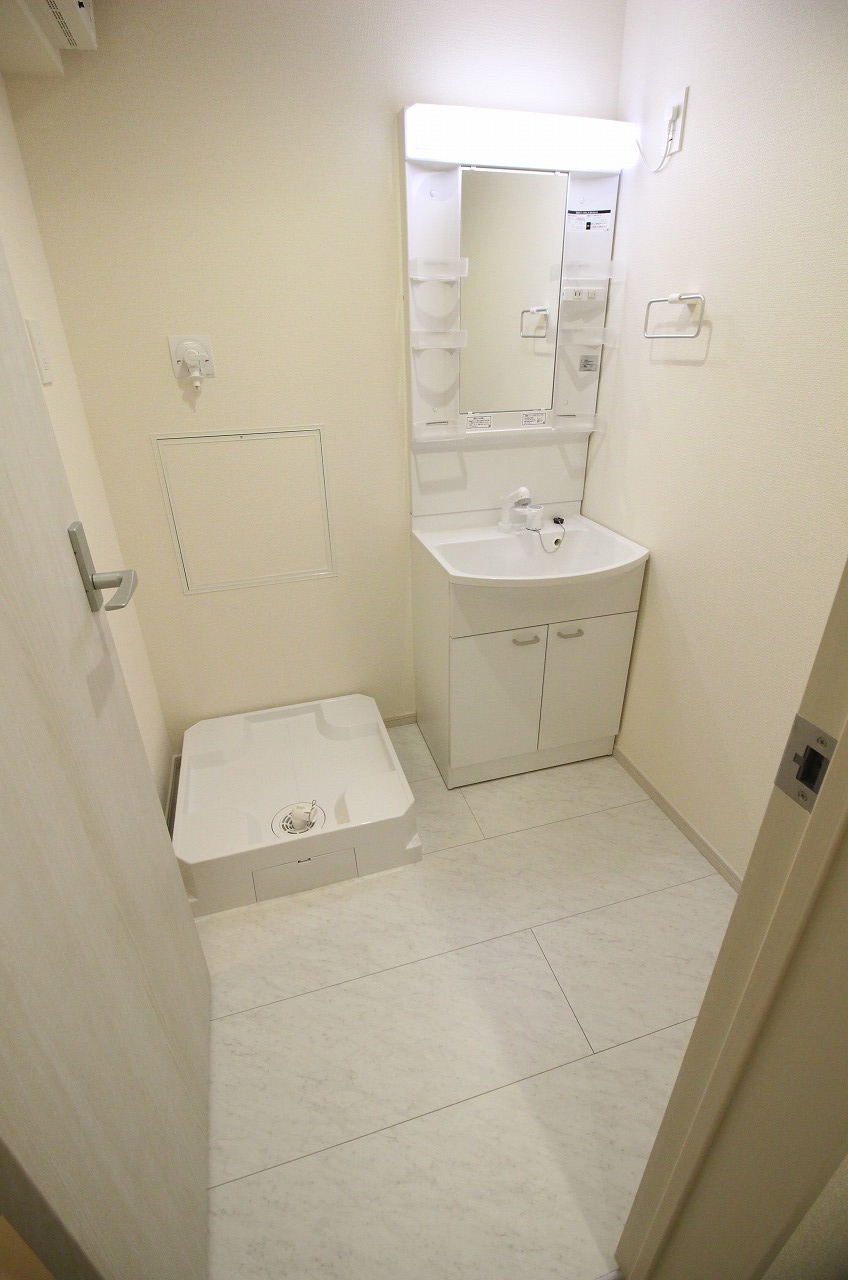 洗面設備　別の部屋の写真です