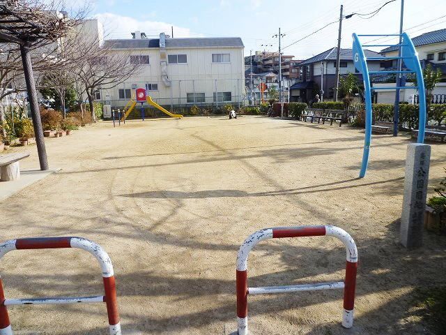 公園　朝霧ポプラ公園（公園）まで450m