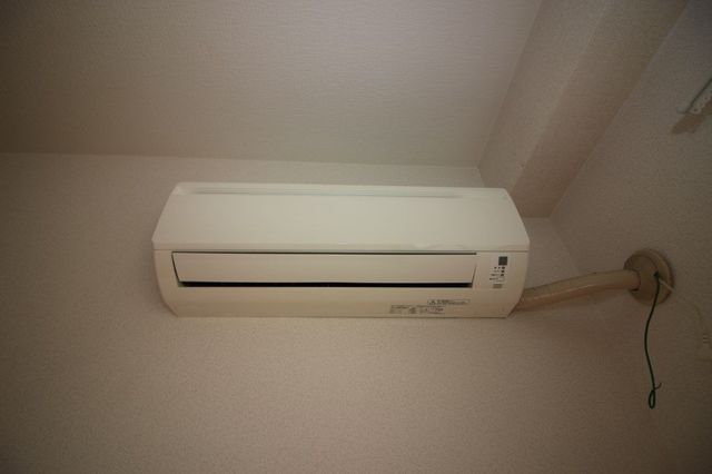 その他設備　【その他設備】※クロスの色合いが異なります。