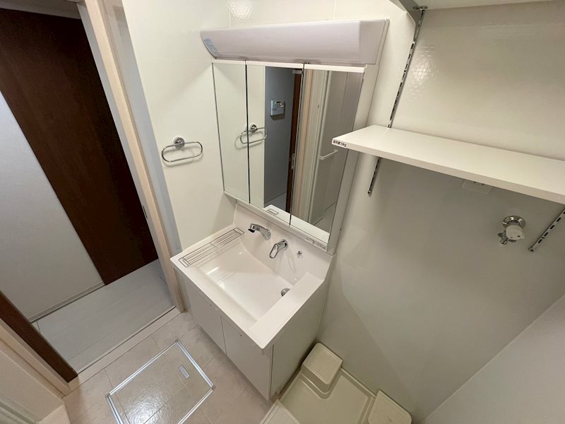 洗面設備　別部屋参考になります。