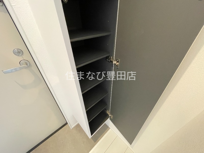 収納　同型完成モデル