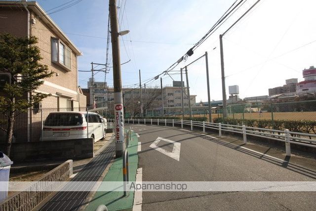 その他　前面道路（その他）まで0m