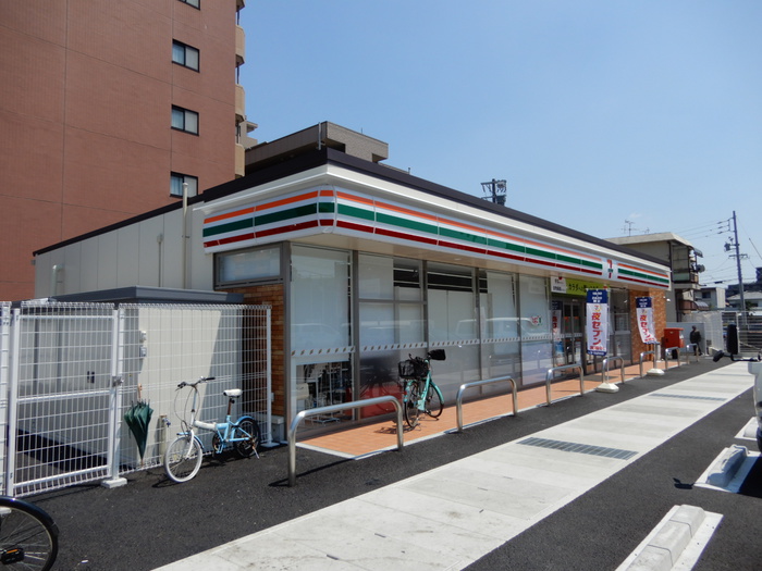 コンビニ　セブンイレブン　春日井上条店（コンビニ）まで220m