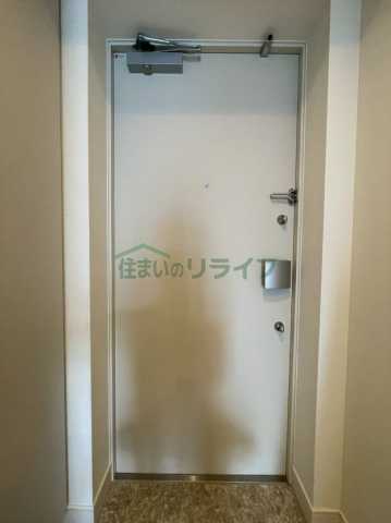 M-RESIDENCE西巣鴨の玄関写真