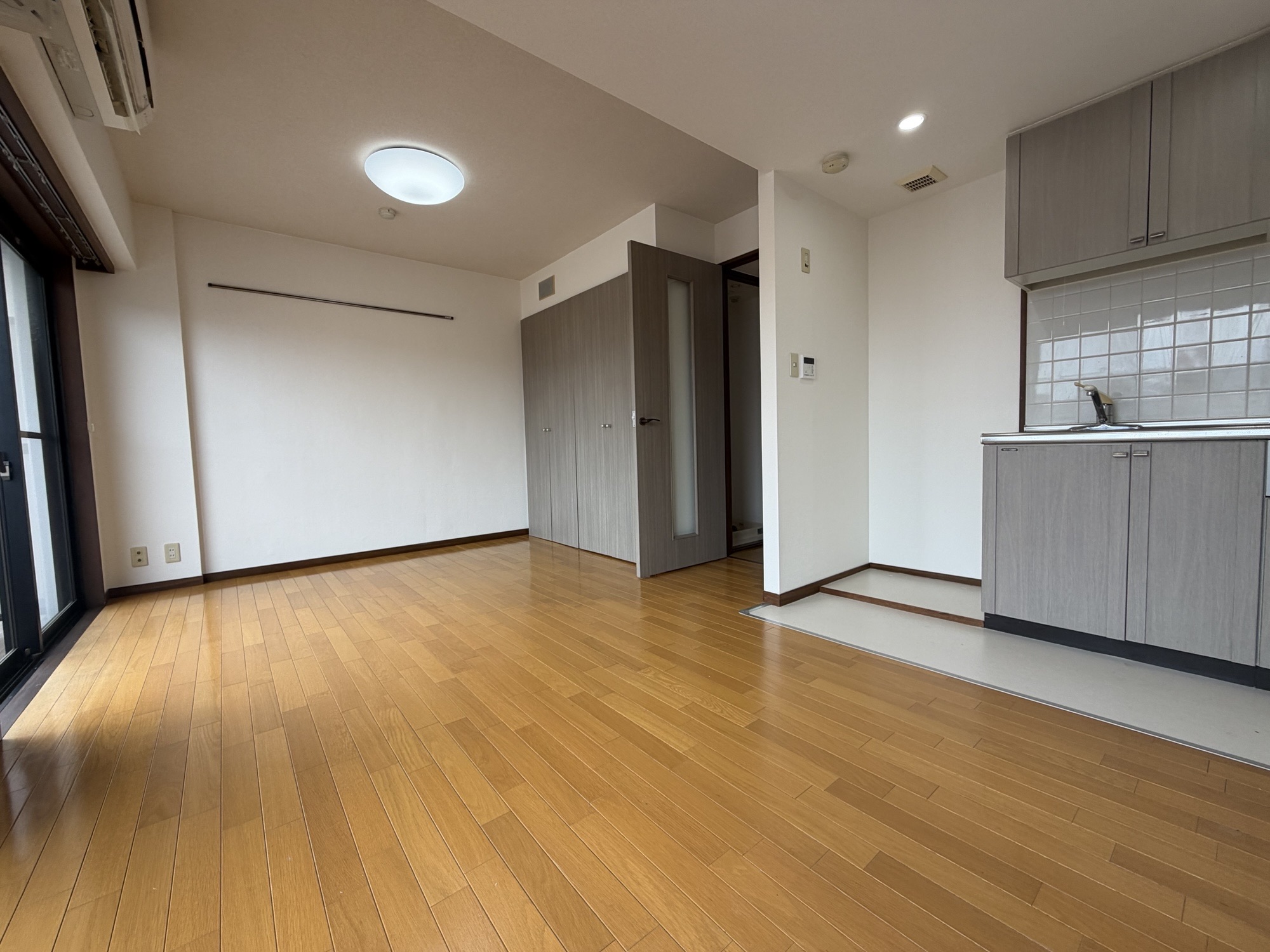フレール仙台泉中央の居間写真