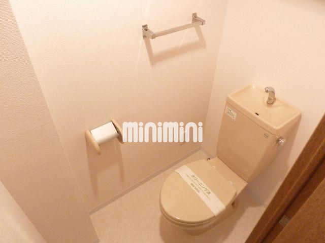 トイレ　お風呂とトイレは別々です