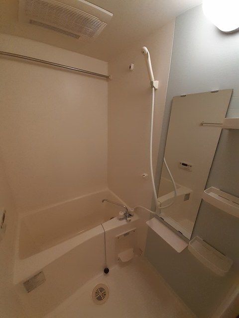 Long HouseIIの風呂写真