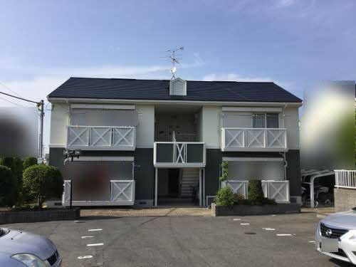 建物外観　積水ハウス施工２階建て軽量鉄骨造物件です