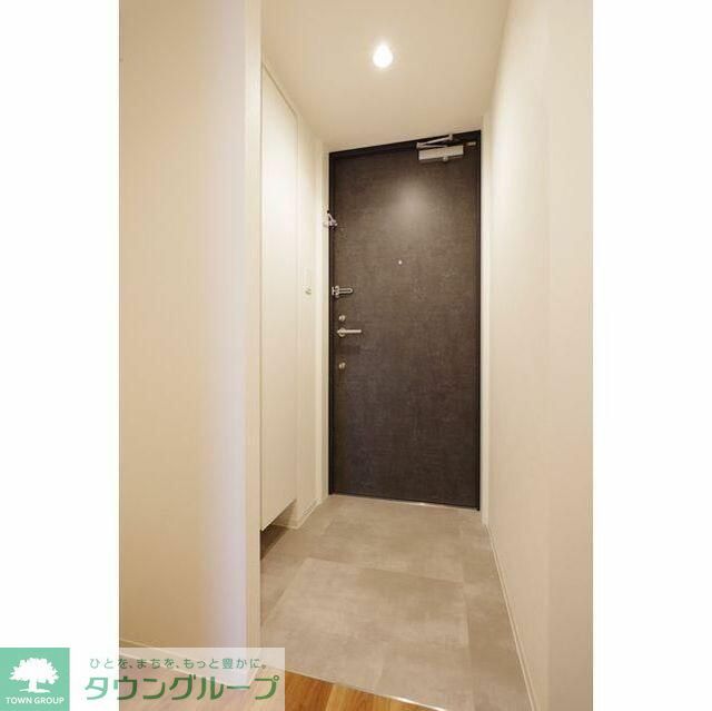 ジニア不動前の玄関写真