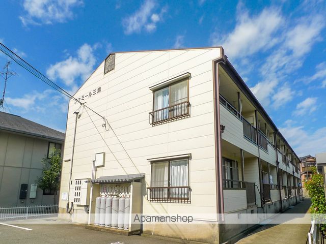 ファミール三池の外観写真
