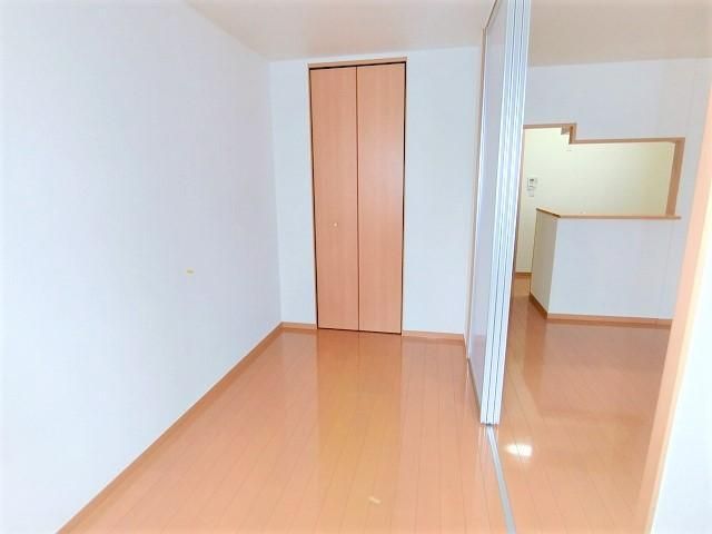 エントランス　ゆとりのあるエントランスです