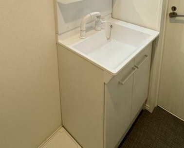 洗面設備　使いやすい洗面所です