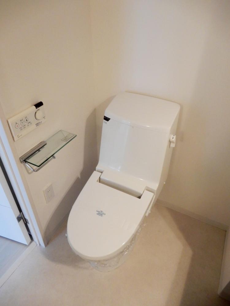 ＪＲ中央線 立川駅 徒歩11分 8階建 築20年のトイレ写真