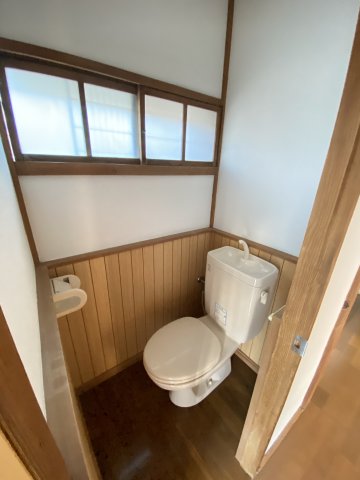 古谷貸家のトイレ写真
