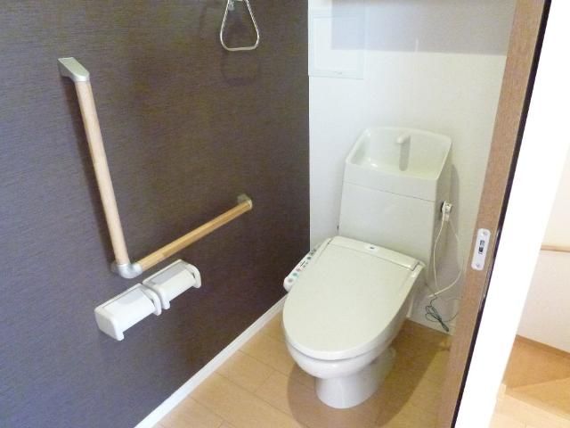 ルーイッヒハウス II番館のトイレ写真