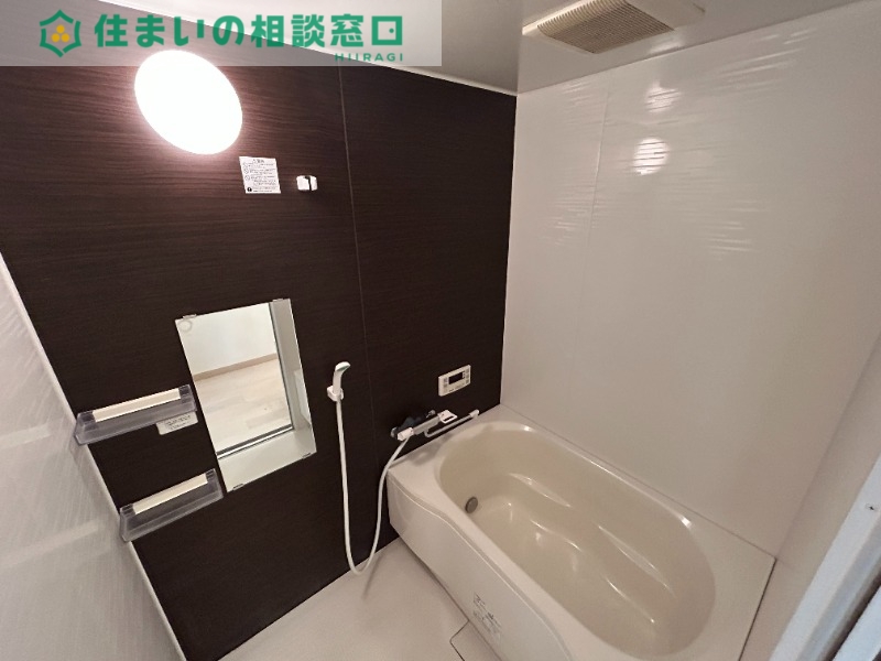 愛知環状鉄道 北岡崎駅 徒歩34分 5階建 築15年の風呂写真
