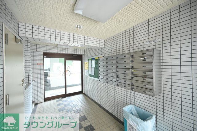 都営大江戸線 落合南長崎駅 徒歩6分 4階建 築38年の外観写真