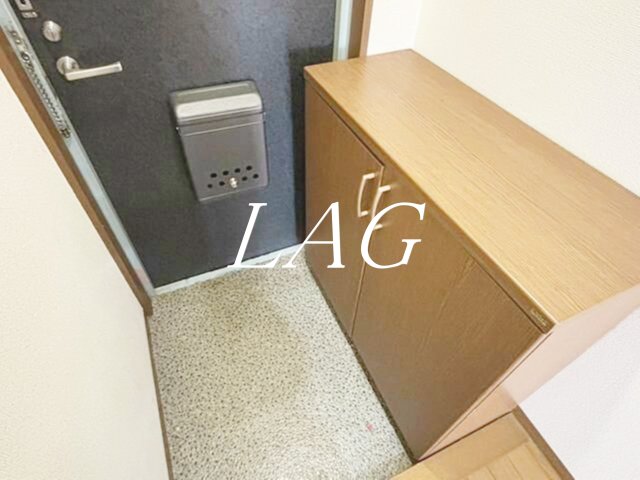 玄関　玄関です。