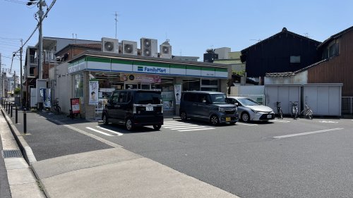 コンビニ　ファミリーマート 栄生二丁目店（コンビニ）まで999m
