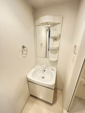 阪急京都線 南方駅 徒歩5分 12階建 築12年の内装写真