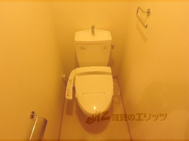 エステムコート京都烏丸3ジャパニズムのトイレ写真