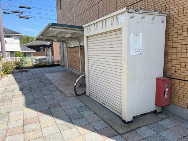 その他共有部分　外観写真（昼）