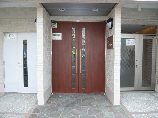 ヴェルト川崎プラッツの外観写真