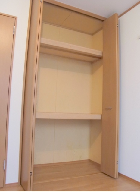 都営浅草線 馬込駅 徒歩8分 3階建 築26年の内装写真