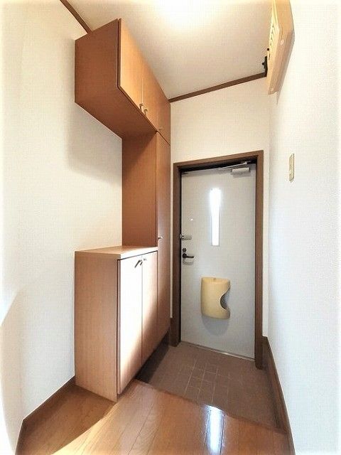 小田急小田原線 海老名駅 徒歩21分 2階建 築25年の玄関写真