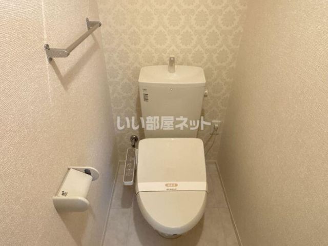 上毛電鉄 片貝駅 徒歩5分 2階建 築10年のトイレ写真
