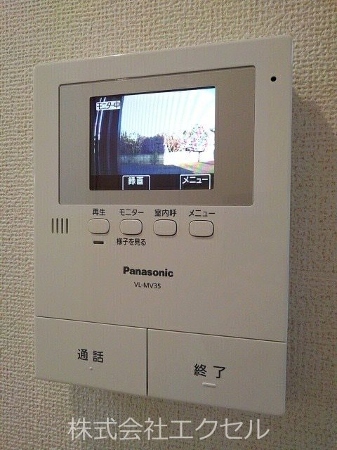 セキュリティ　モニター付きドアホンで安心です。