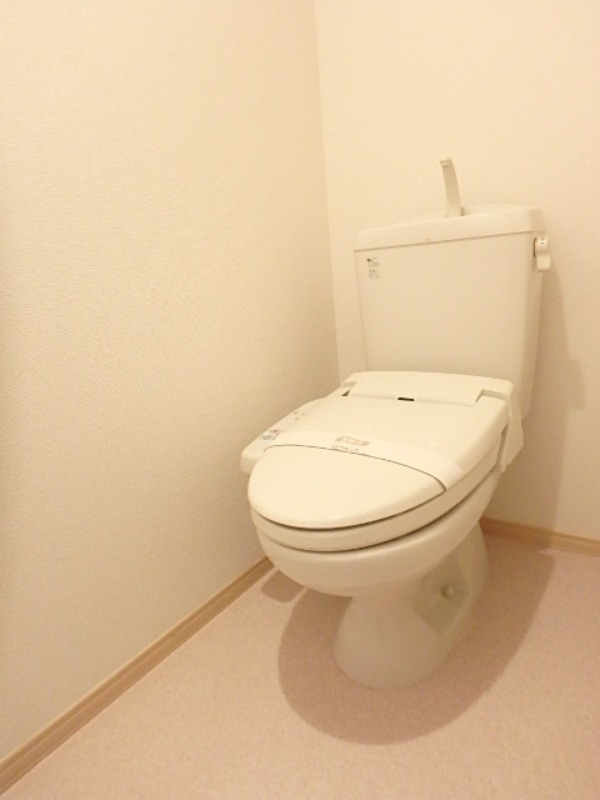 トイレ　図面と現状に相違がある場合には現状を優先