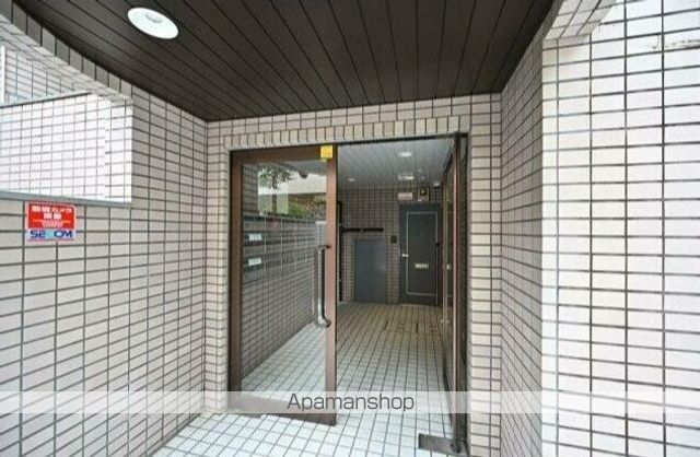 ヒズ・コープの外観写真